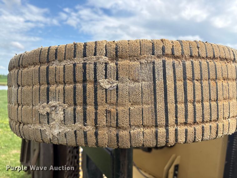 image for item DT0199 2019 Land Pride RC4715 batwing rotary mower