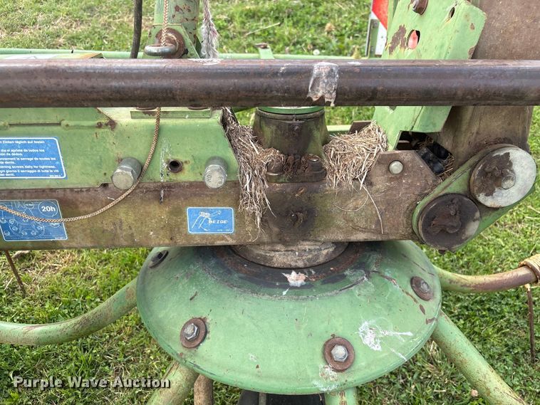 image for item DT0200 2002 Krone KW55 hay rake