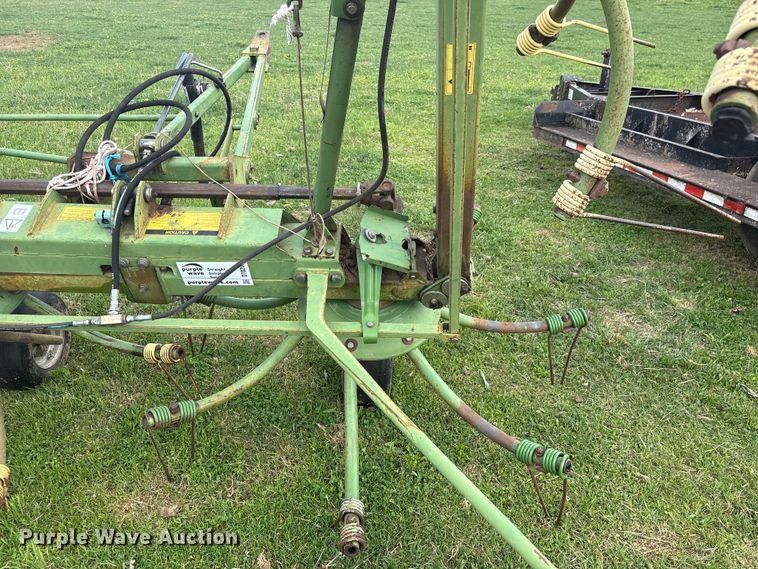 image for item DT0200 2002 Krone KW55 hay rake