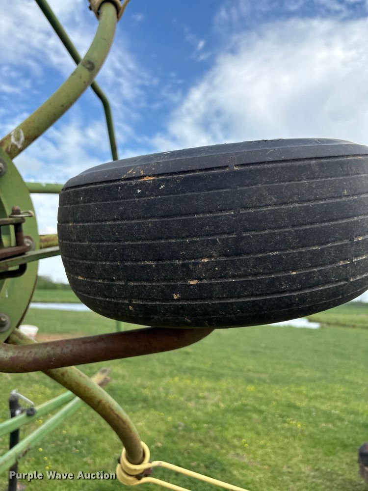 image for item DT0200 2002 Krone KW55 hay rake