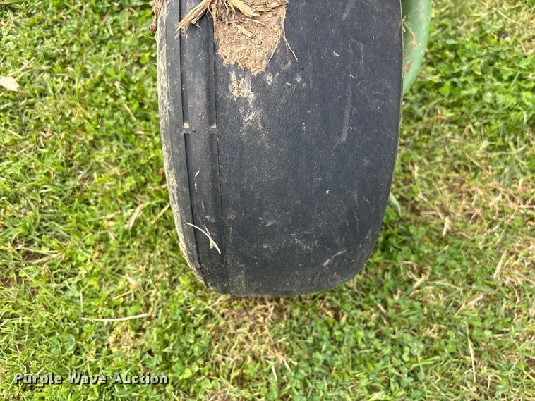 image for item DT0200 2002 Krone KW55 hay rake