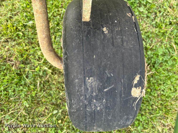 image for item DT0200 2002 Krone KW55 hay rake