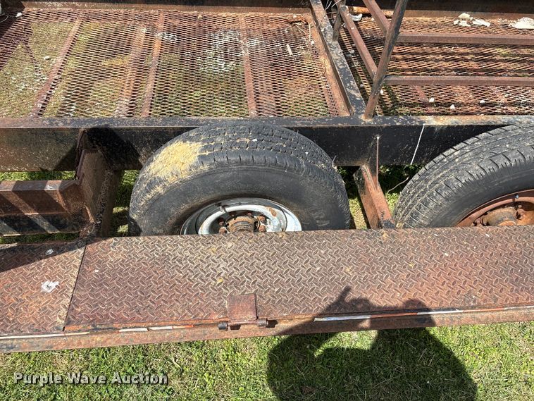 image for item DT0201 Sprayer trailer