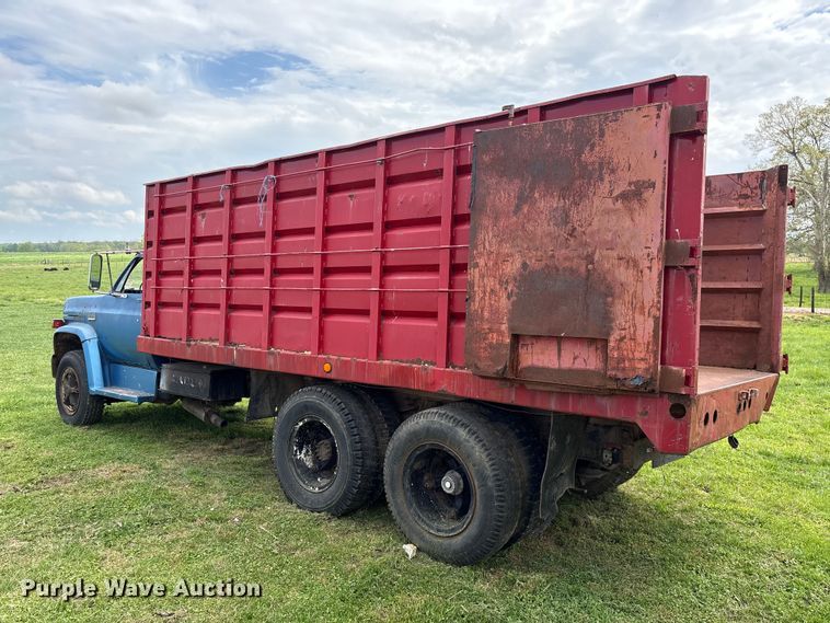 image for item DT0203 1974 GMC grain truck