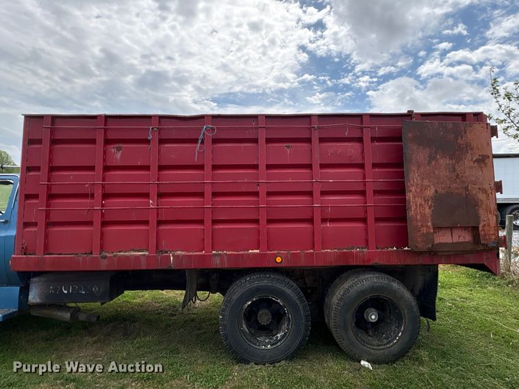 image for item DT0203 1974 GMC grain truck