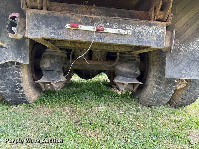 image for item DT0203 1974 GMC grain truck