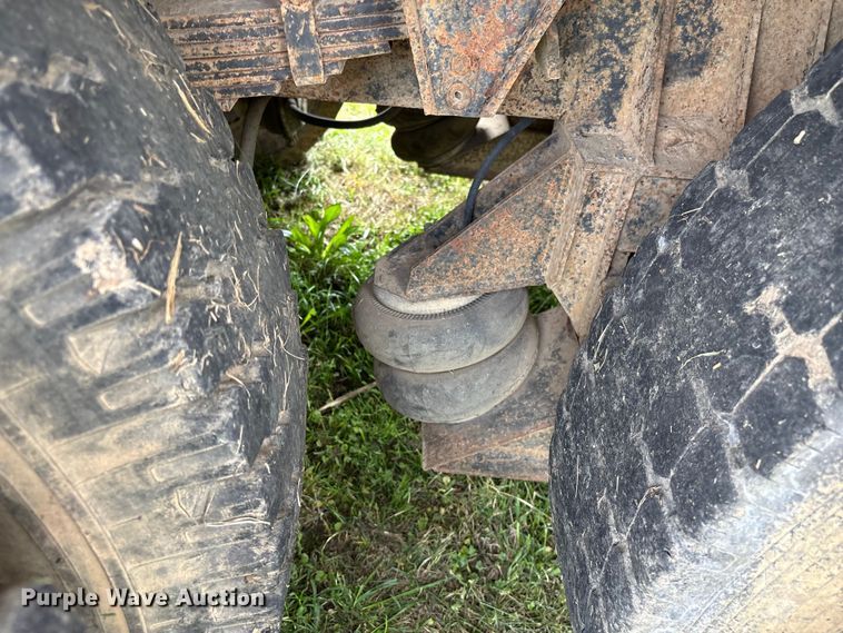 image for item DT0203 1974 GMC grain truck