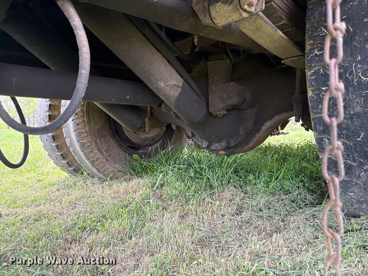 image for item DT0203 1974 GMC grain truck