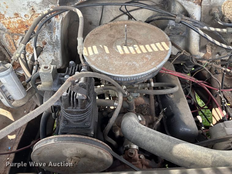 image for item DT0203 1974 GMC grain truck