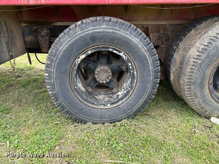 image for item DT0203 1974 GMC grain truck