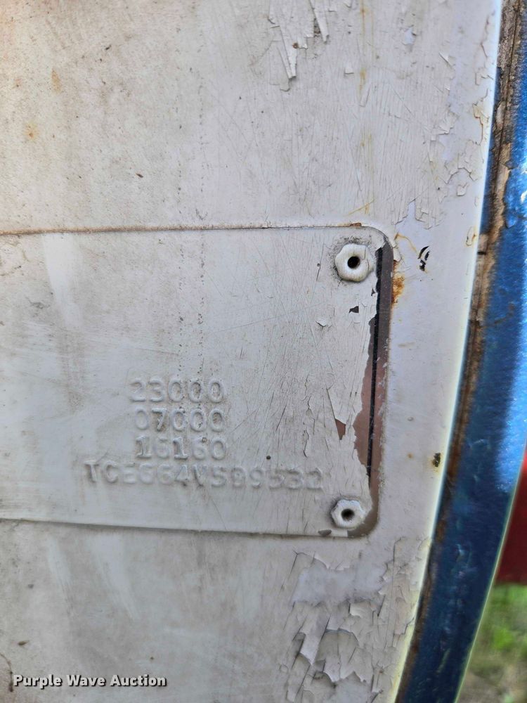 image for item DT0203 1974 GMC grain truck