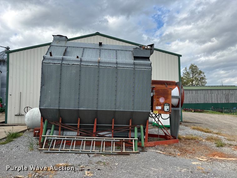 image for item DT0204 Farm Fans Inc CF/AB 270 grain dryer