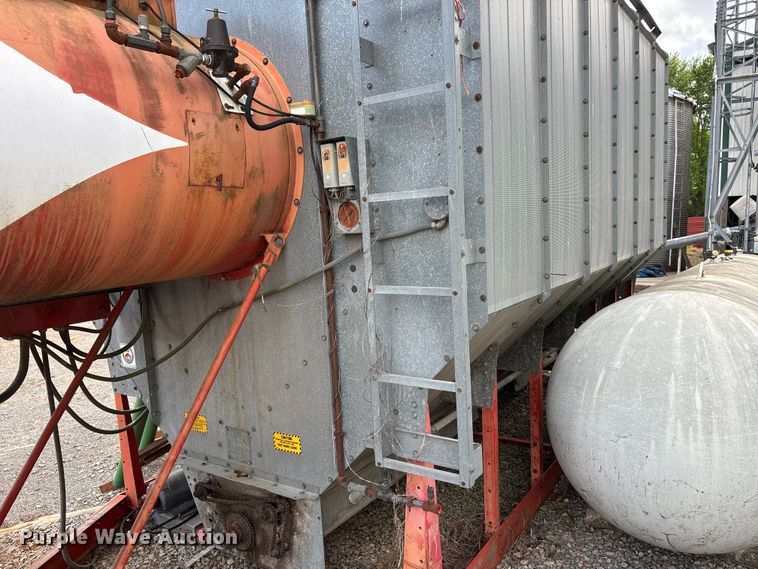 image for item DT0204 Farm Fans Inc CF/AB 270 grain dryer