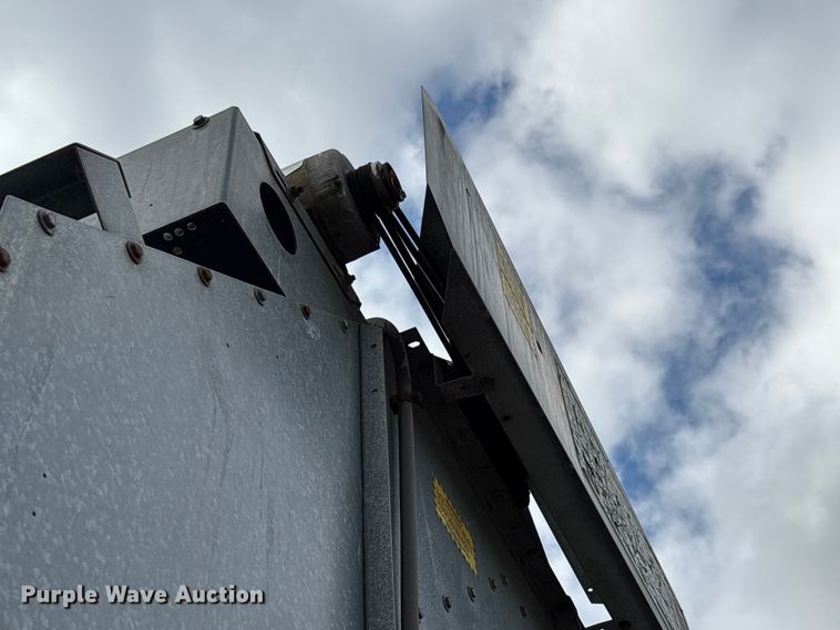 image for item DT0204 Farm Fans Inc CF/AB 270 grain dryer