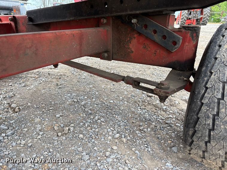 image for item DT0206 Unverferth header trailer