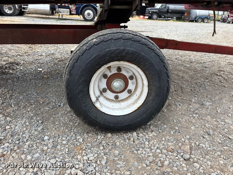 image for item DT0206 Unverferth header trailer