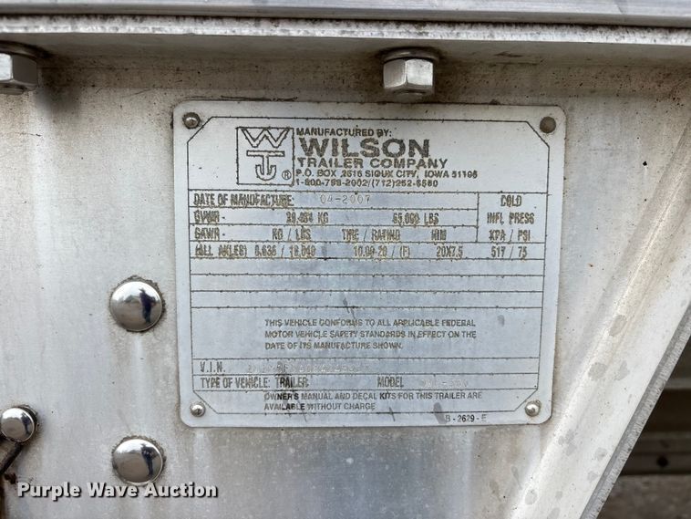 image for item DT0207 2008 Wilson Pacesetter grain trailer