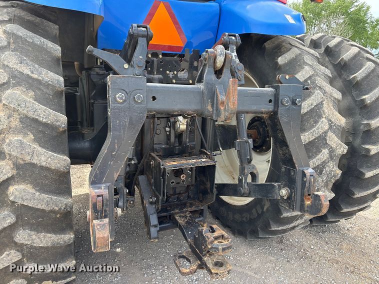 image for item DT0208 2011 New Holland T8030 MFWD tractor