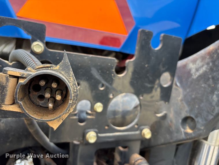 image for item DT0208 2011 New Holland T8030 MFWD tractor