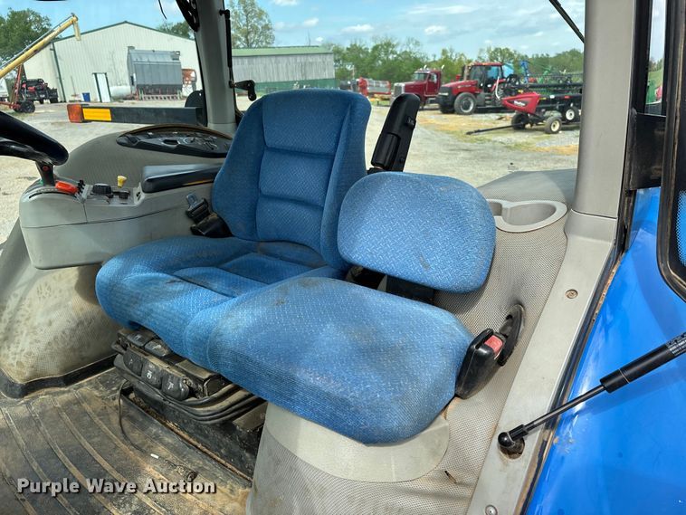 image for item DT0208 2011 New Holland T8030 MFWD tractor