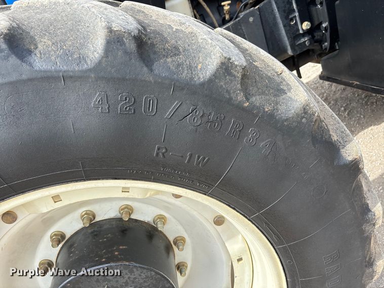 image for item DT0208 2011 New Holland T8030 MFWD tractor