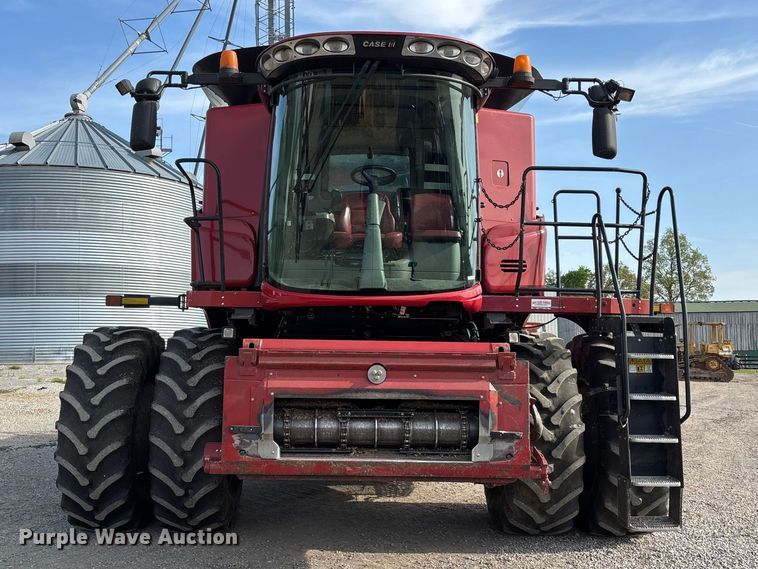image for item DT0209 2014 Case IH 8230 combine