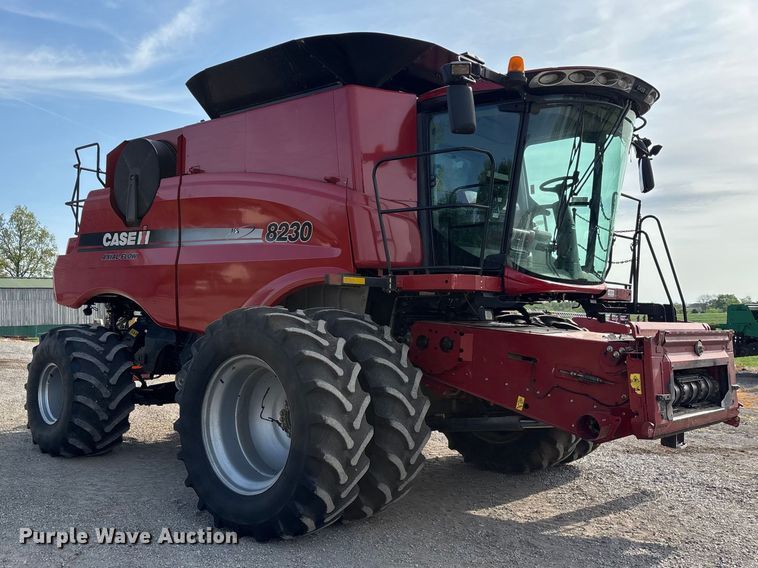 image for item DT0209 2014 Case IH 8230 combine