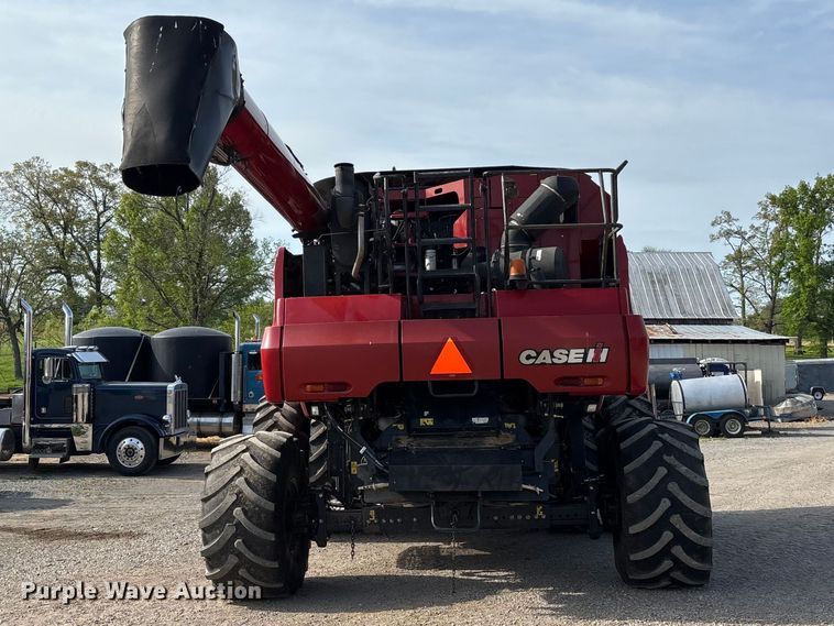 image for item DT0209 2014 Case IH 8230 combine
