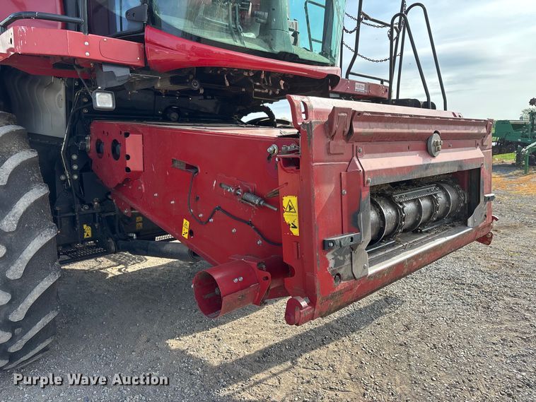 image for item DT0209 2014 Case IH 8230 combine