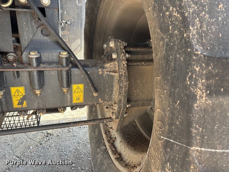 image for item DT0209 2014 Case IH 8230 combine