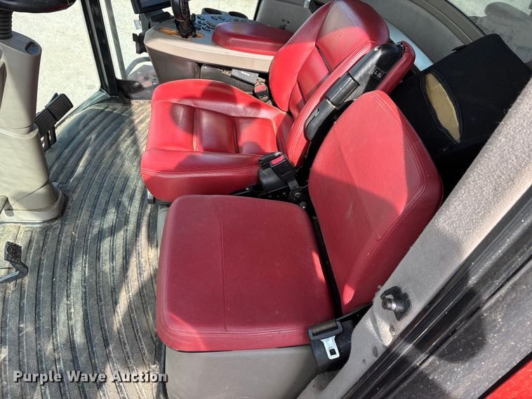 image for item DT0209 2014 Case IH 8230 combine