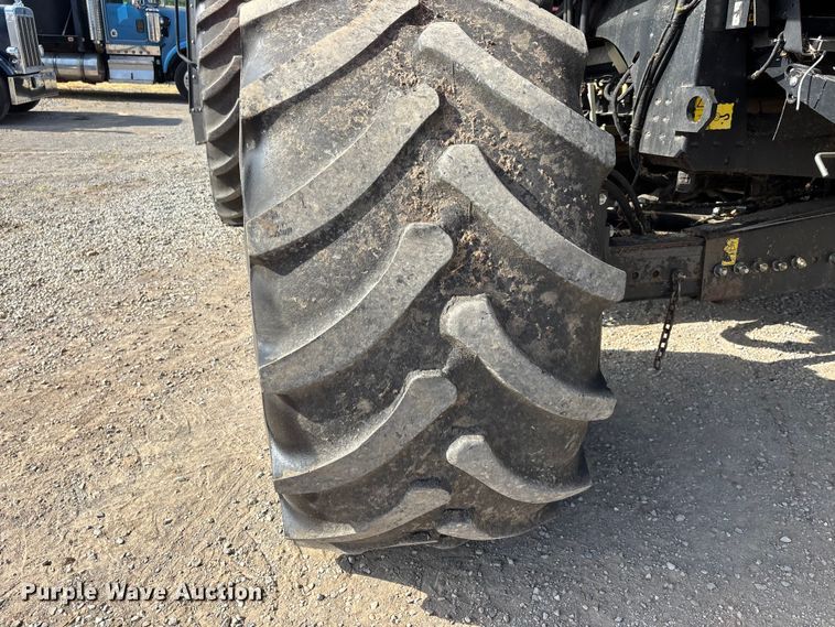 image for item DT0209 2014 Case IH 8230 combine