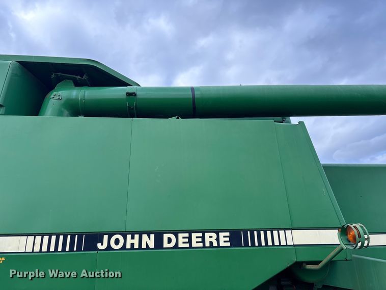 image for item DT0210 1996 John Deere 9600 combine