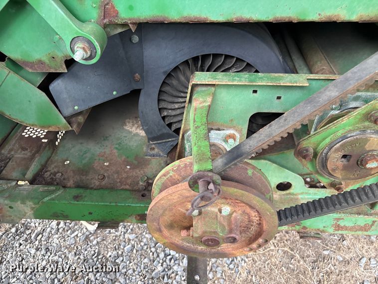 image for item DT0210 1996 John Deere 9600 combine