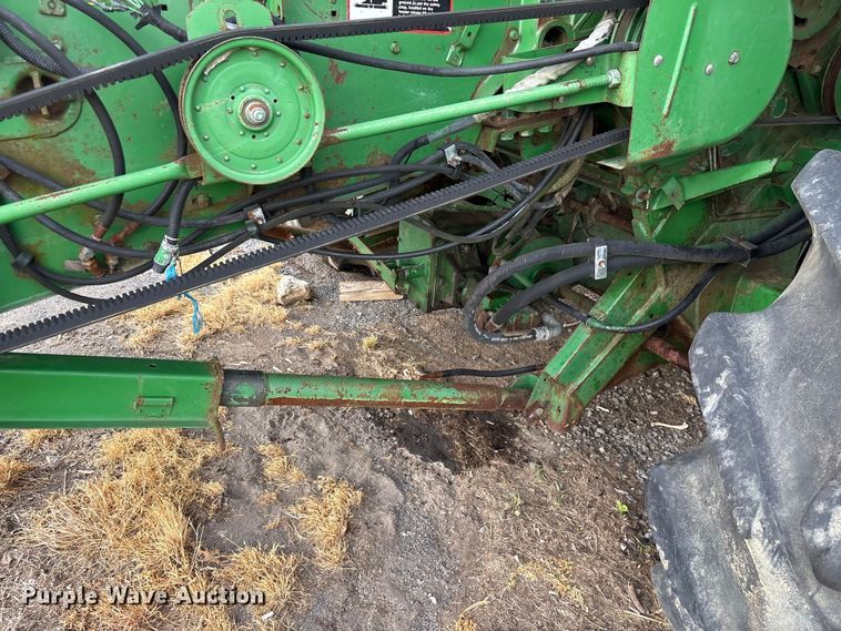 image for item DT0210 1996 John Deere 9600 combine