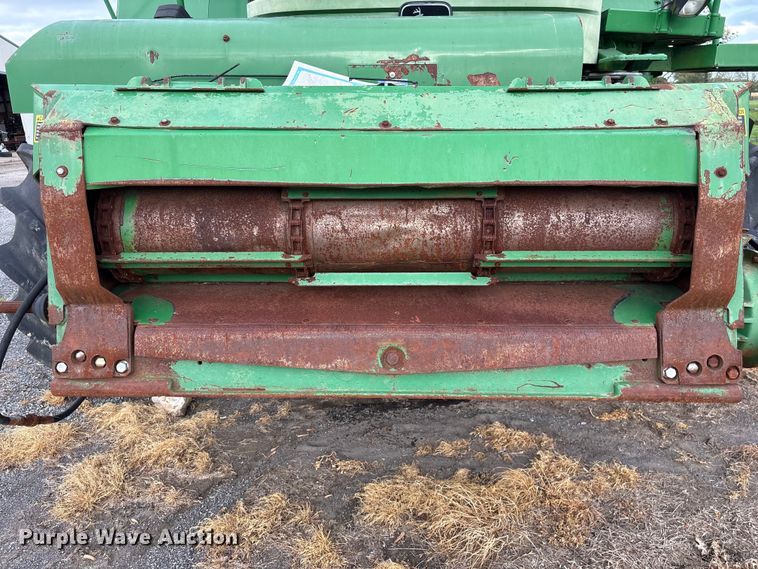 image for item DT0210 1996 John Deere 9600 combine
