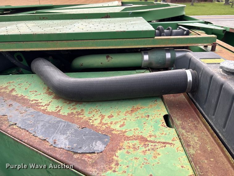 image for item DT0210 1996 John Deere 9600 combine