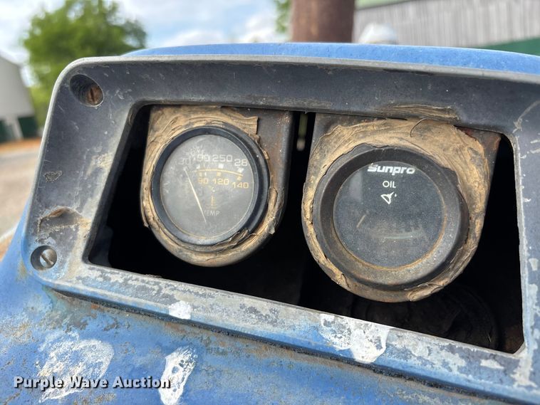 image for item DT0211 Ford 4600 tractor