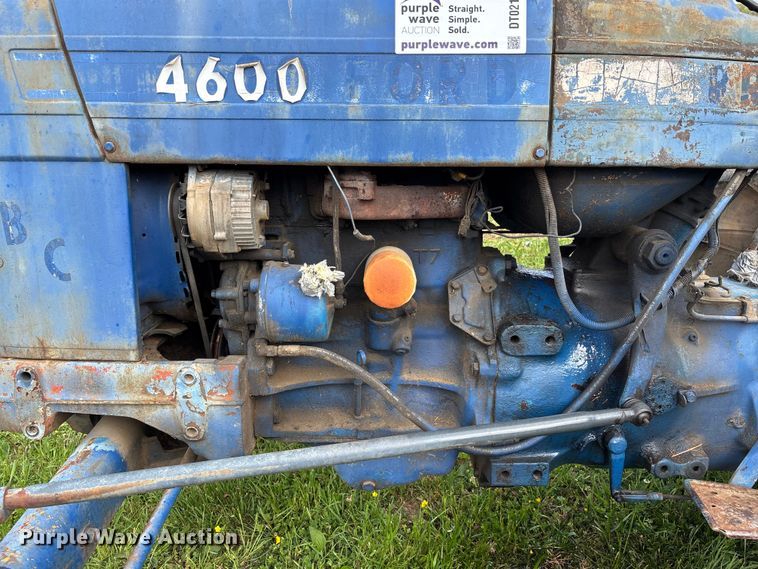 image for item DT0211 Ford 4600 tractor