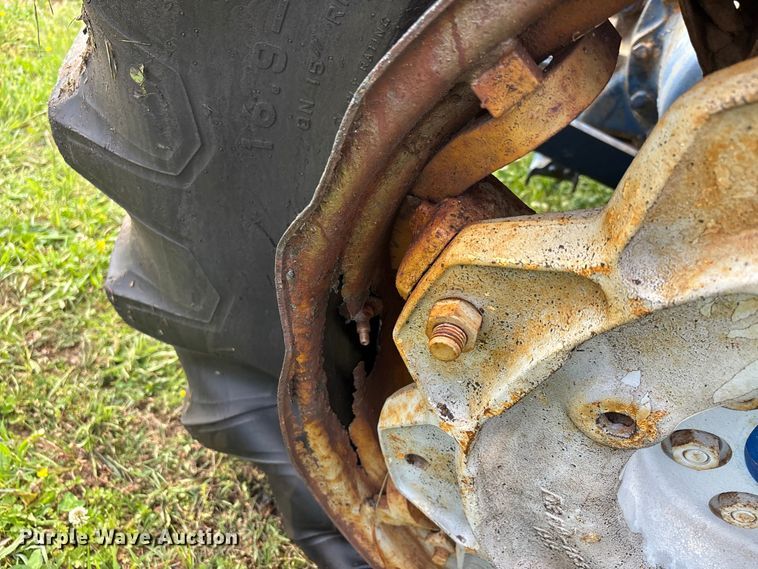 image for item DT0211 Ford 4600 tractor