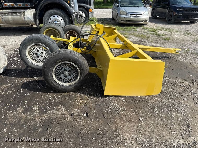 image for item DZ4440 10' box blade 10' W box blade