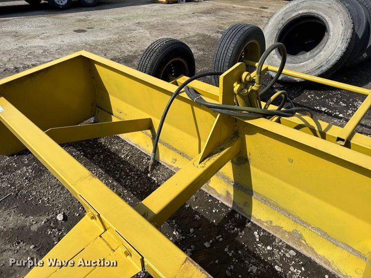 image for item DZ4440 10' box blade 10' W box blade