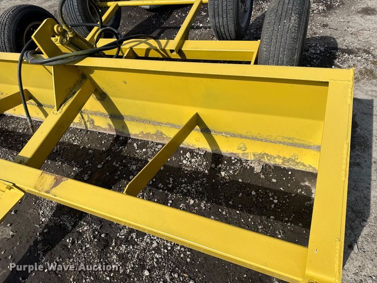 image for item DZ4440 10' box blade 10' W box blade