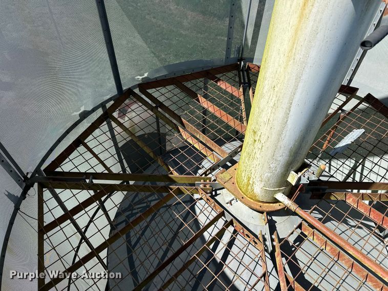 image for item EA4597 GT RB800 grain dryer