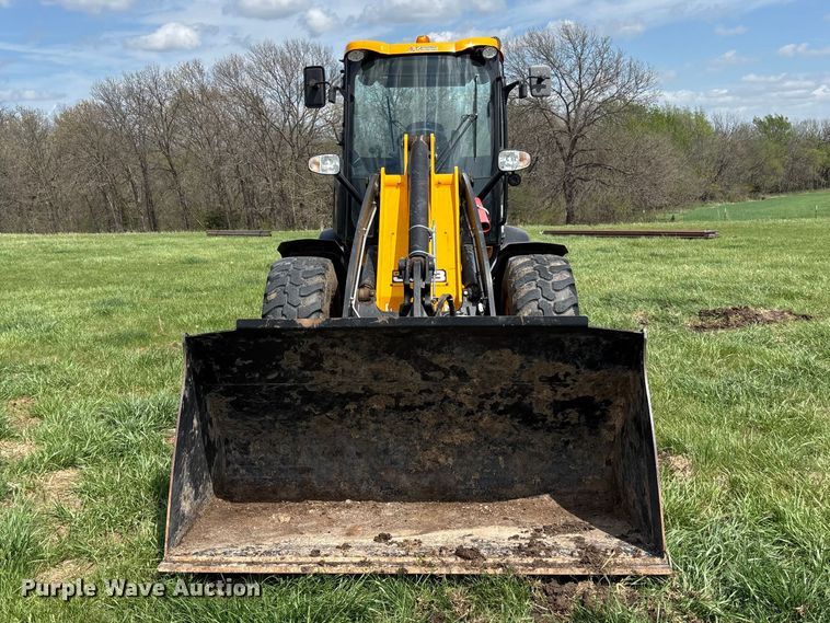 image for item EA4814 2021 JCB 409 wheel loader