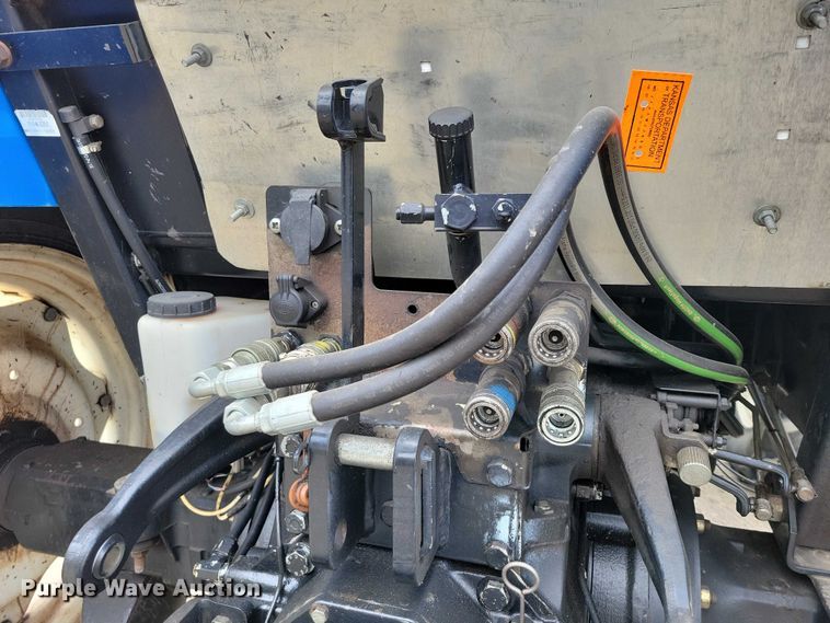 image for item EE0682 2011 New Holland T5070 MFWD tractor