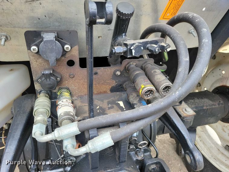 image for item EE0682 2011 New Holland T5070 MFWD tractor