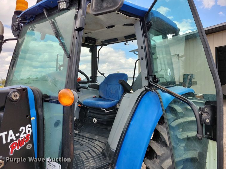 image for item EE0682 2011 New Holland T5070 MFWD tractor