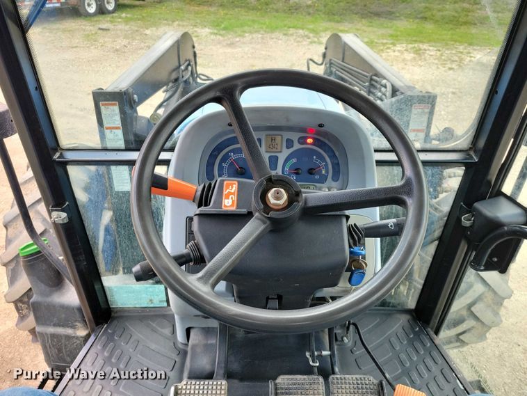 image for item EE0682 2011 New Holland T5070 MFWD tractor