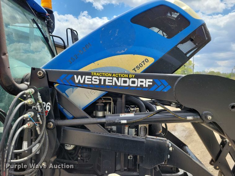 image for item EE0682 2011 New Holland T5070 MFWD tractor